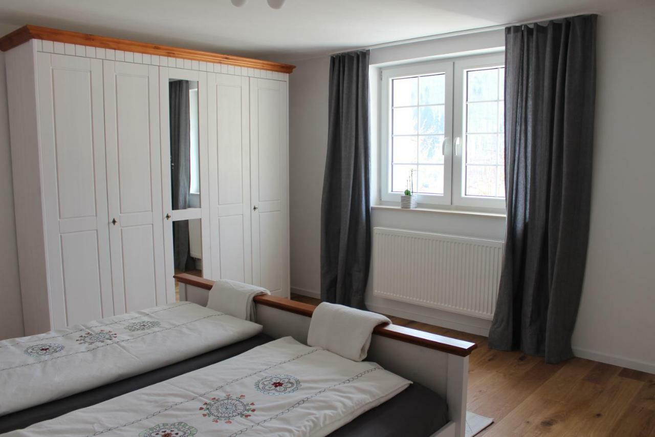 Ferienwohnung In Herrlicher Lage Bad Urach Exterior foto